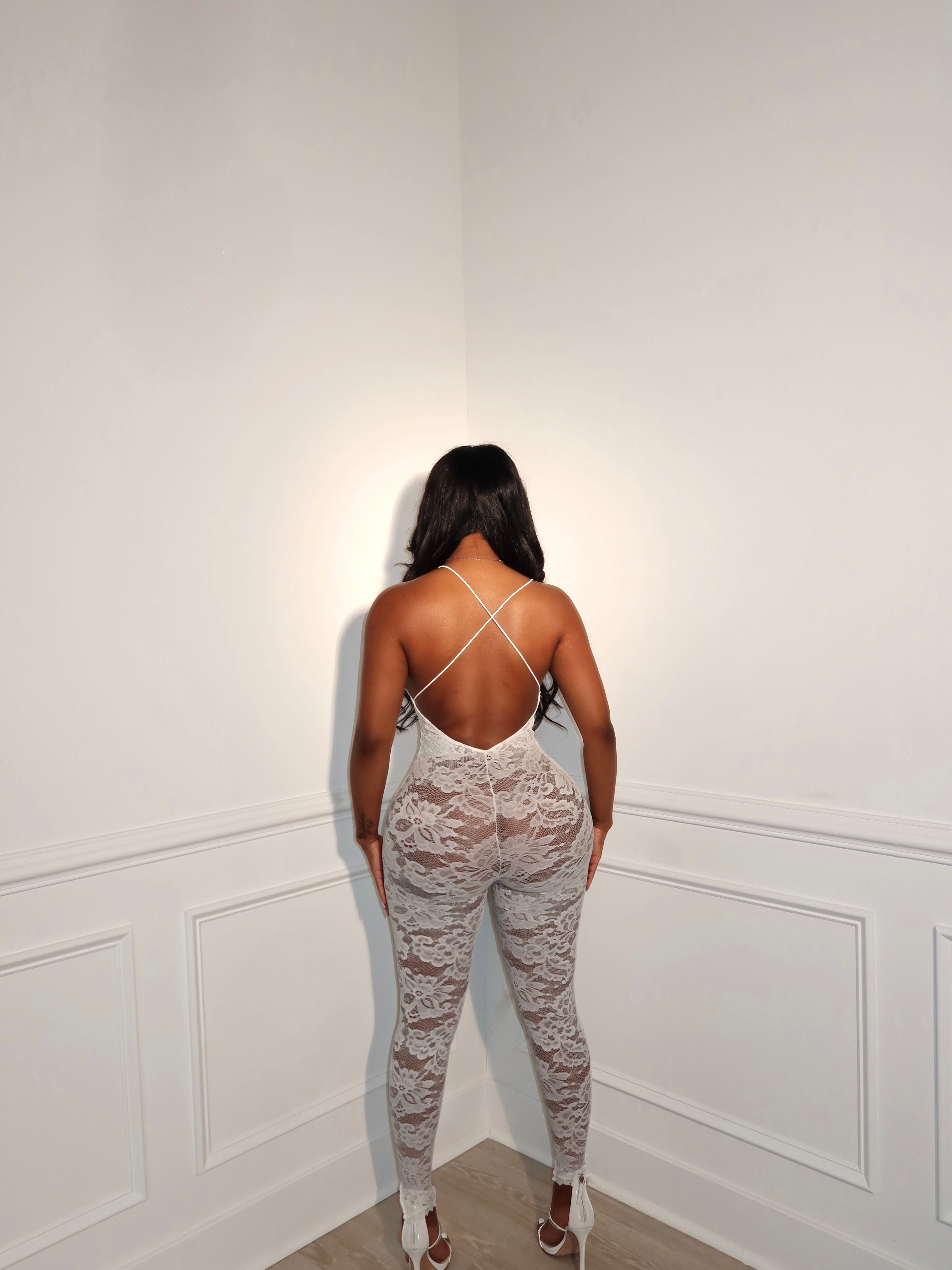 NO SECRETS JUMPSUIT [ WHITE ]